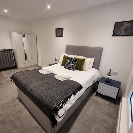 Trafford Suite Modern 1 Bed With Cinema Room Manchester Zewnętrze zdjęcie