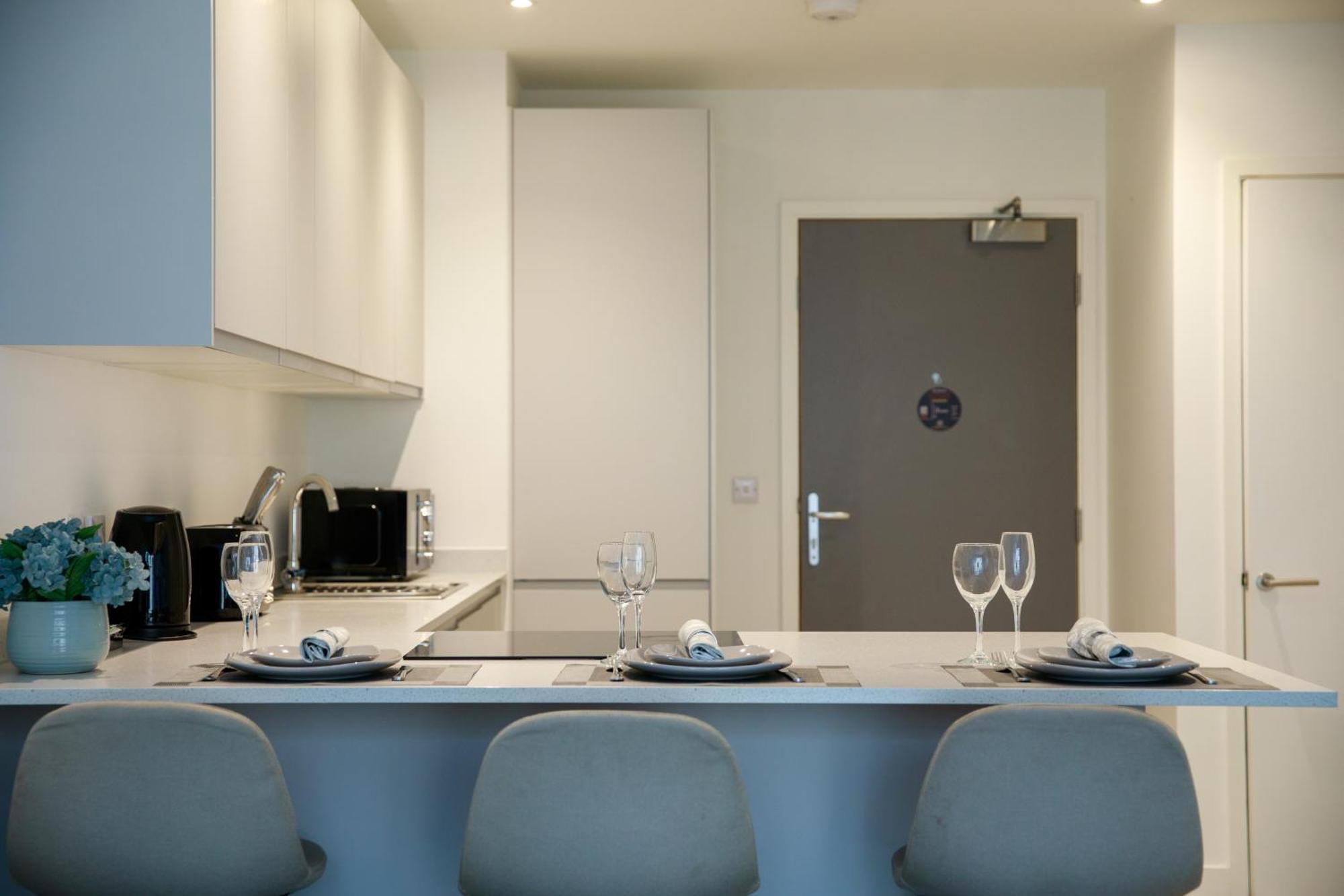 Trafford Suite Modern 1 Bed With Cinema Room Manchester Zewnętrze zdjęcie